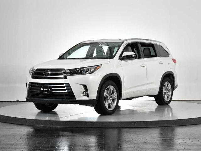 2017 Toyota Highlander Vehicle Photo in DALLAS, TX 75235