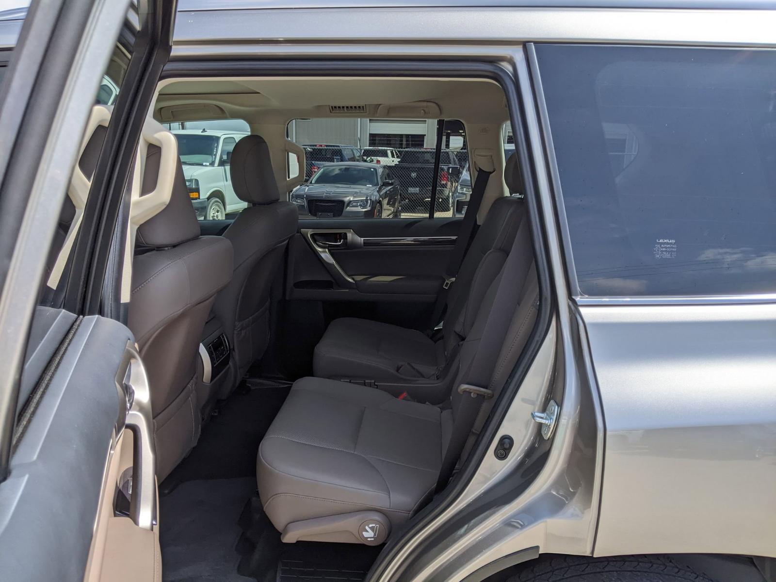 2021 Lexus GX 460 Vehicle Photo in Seguin, TX 78155