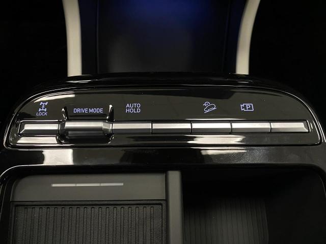 2025 Hyundai TUCSON Hybrid Vehicle Photo in Appleton, WI 54913