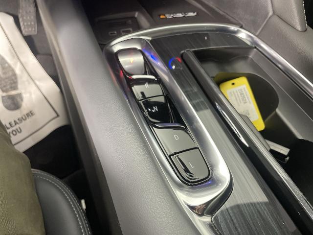 2024 Buick Enclave Vehicle Photo in GILBERT, AZ 85297-0402