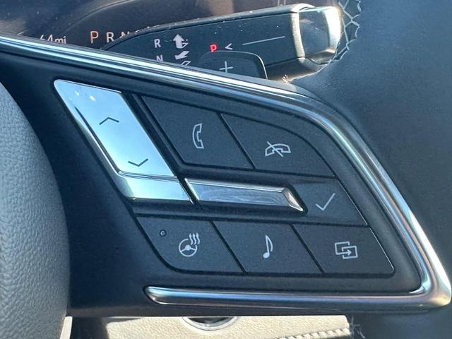 2025 Buick Enclave Vehicle Photo in COLUMBIA, MO 65203-3903