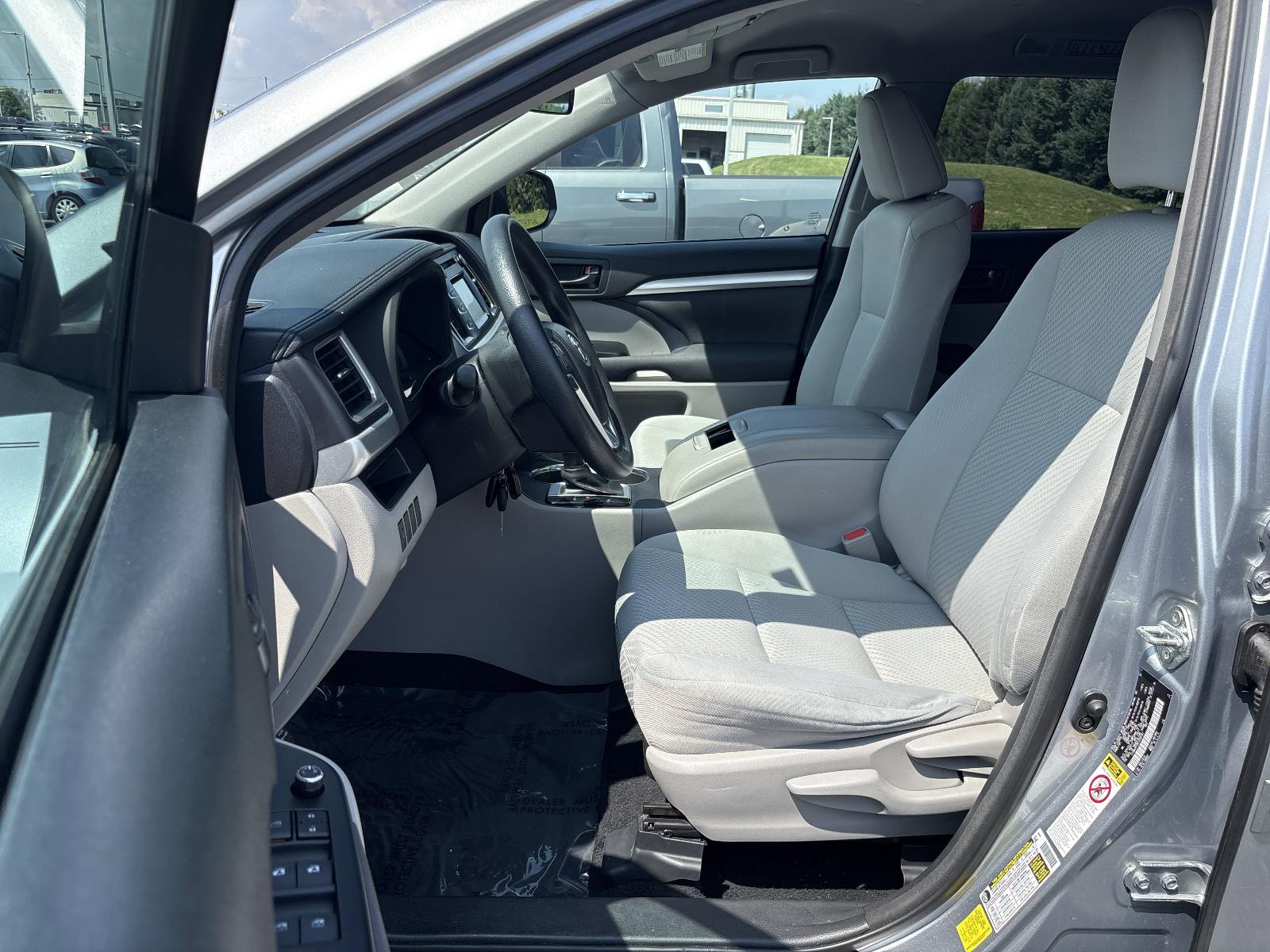 2014 Toyota Highlander Vehicle Photo in Mechanicsburg, PA 17050