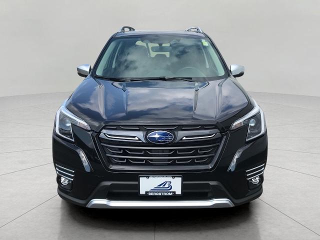 2023 Subaru Forester Vehicle Photo in GREEN BAY, WI 54303-3330