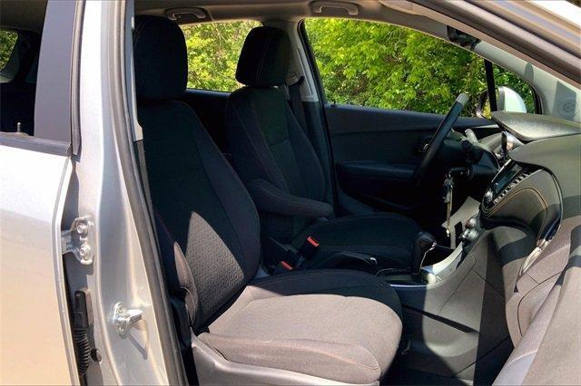 2017 Chevrolet Trax Vehicle Photo in KANSAS CITY, MO 64114-4502