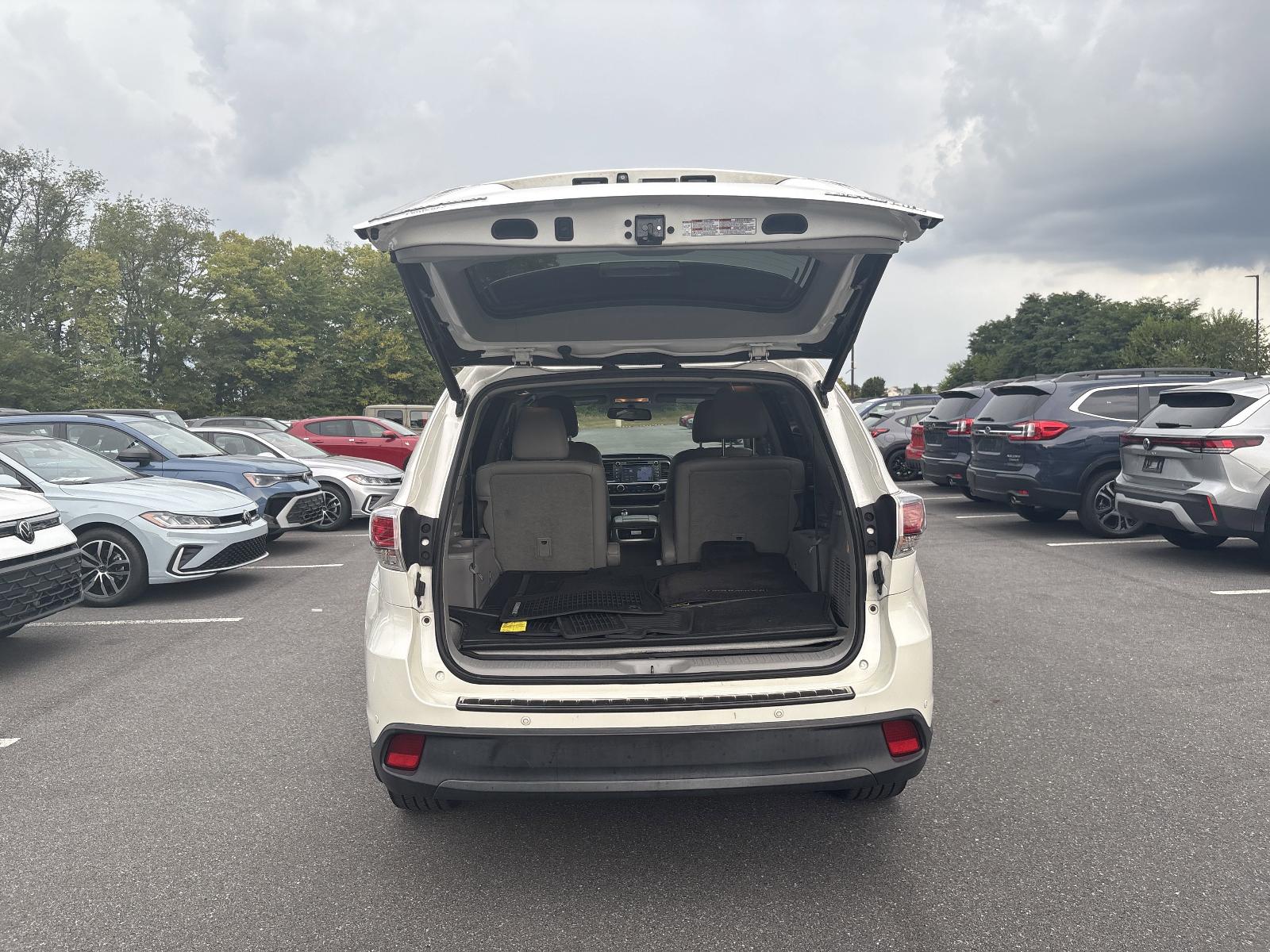 2016 Toyota Highlander Vehicle Photo in Mechanicsburg, PA 17050