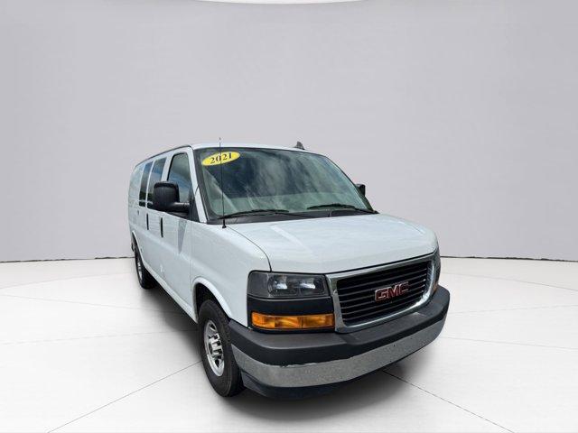 2021 GMC Savana Cargo 2500 Vehicle Photo in LEOMINSTER, MA 01453-2952