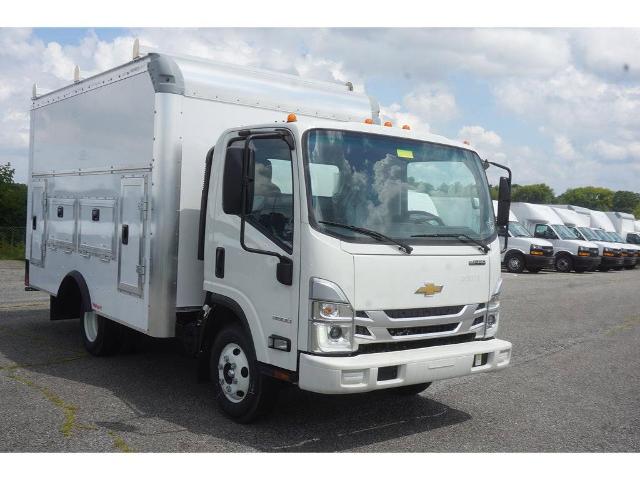 2023 Chevrolet Low Cab Forward 3500 Vehicle Photo in ALCOA, TN 37701-3235