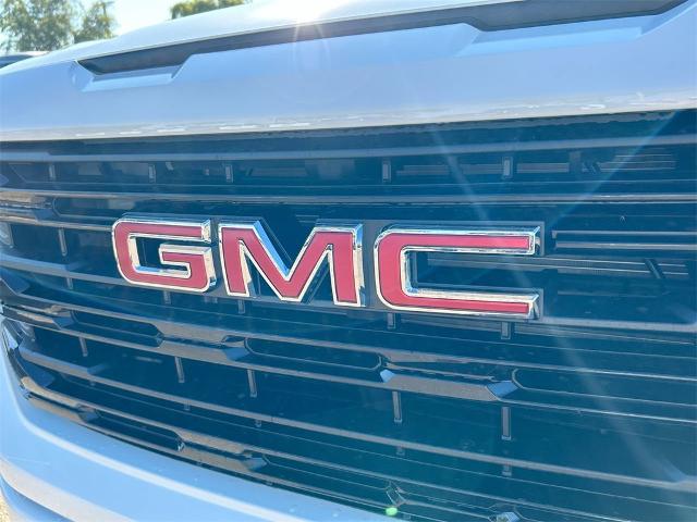 2025 GMC Sierra 1500 Vehicle Photo in GOODYEAR, AZ 85338-1310