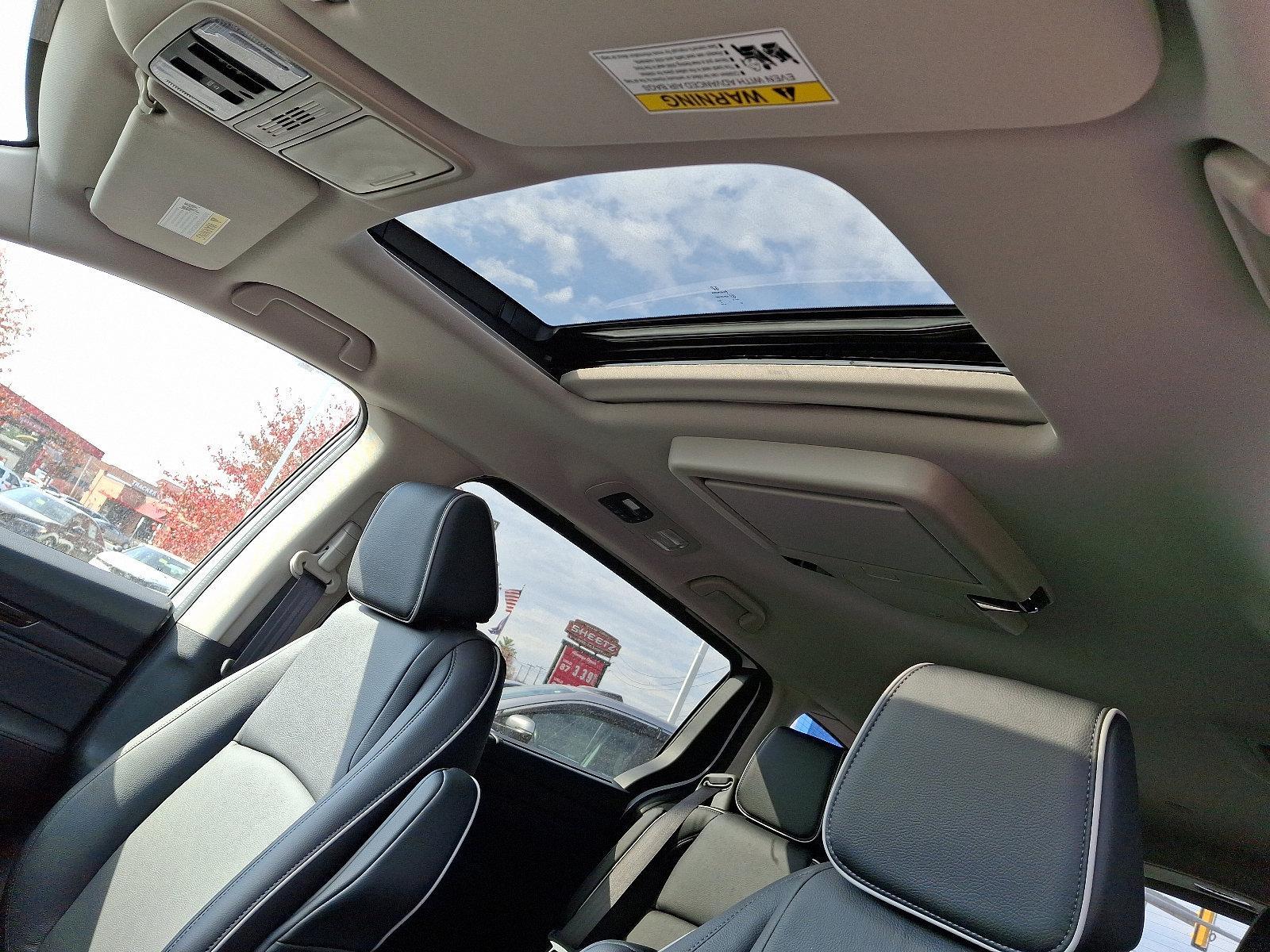 2025 Honda Odyssey Vehicle Photo in Harrisburg, PA 17111