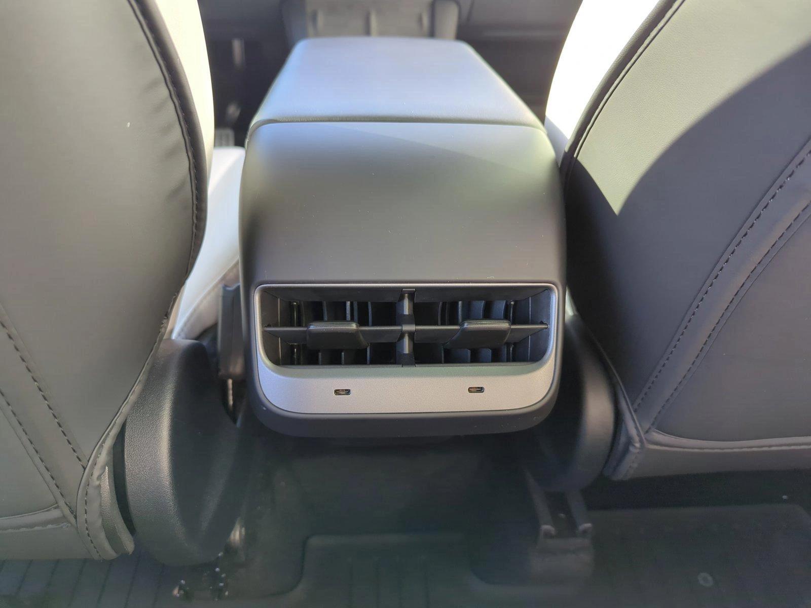 2022 Tesla Model Y Vehicle Photo in Memphis, TN 38115