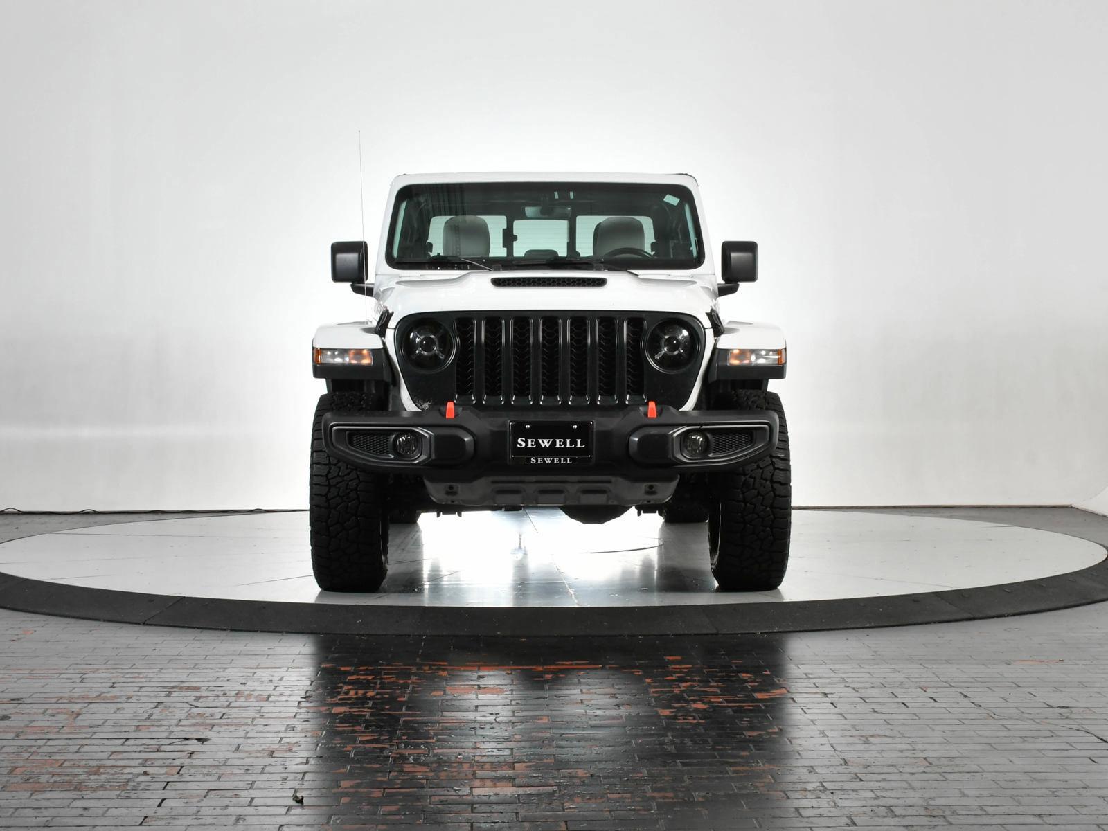 2022 Jeep Gladiator Vehicle Photo in DALLAS, TX 75235