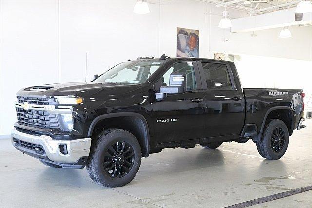 2025 Chevrolet Silverado 2500 HD Vehicle Photo in MEDINA, OH 44256-9001