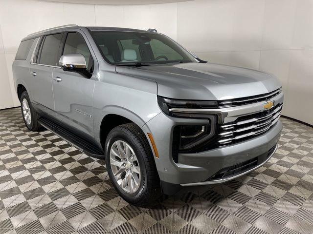 2025 Chevrolet Suburban Vehicle Photo in PHOENIX, AZ 85014-3381