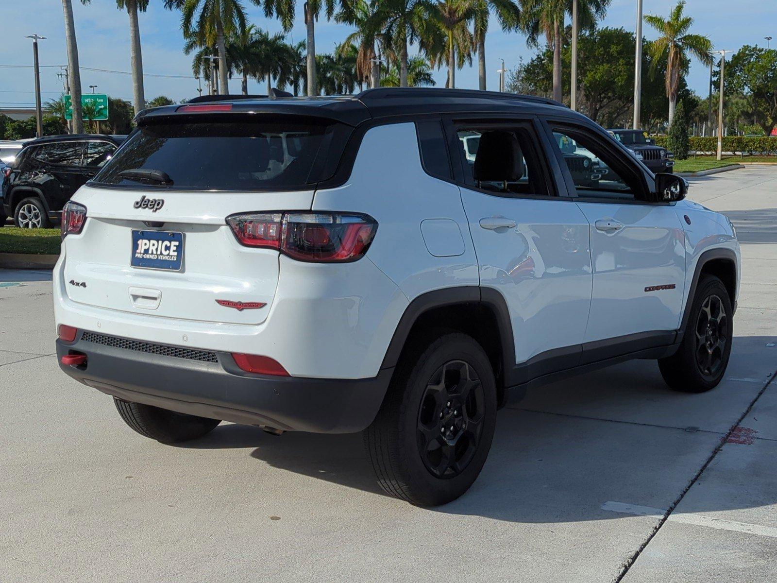 2023 Jeep Compass Vehicle Photo in Pembroke Pines, FL 33027