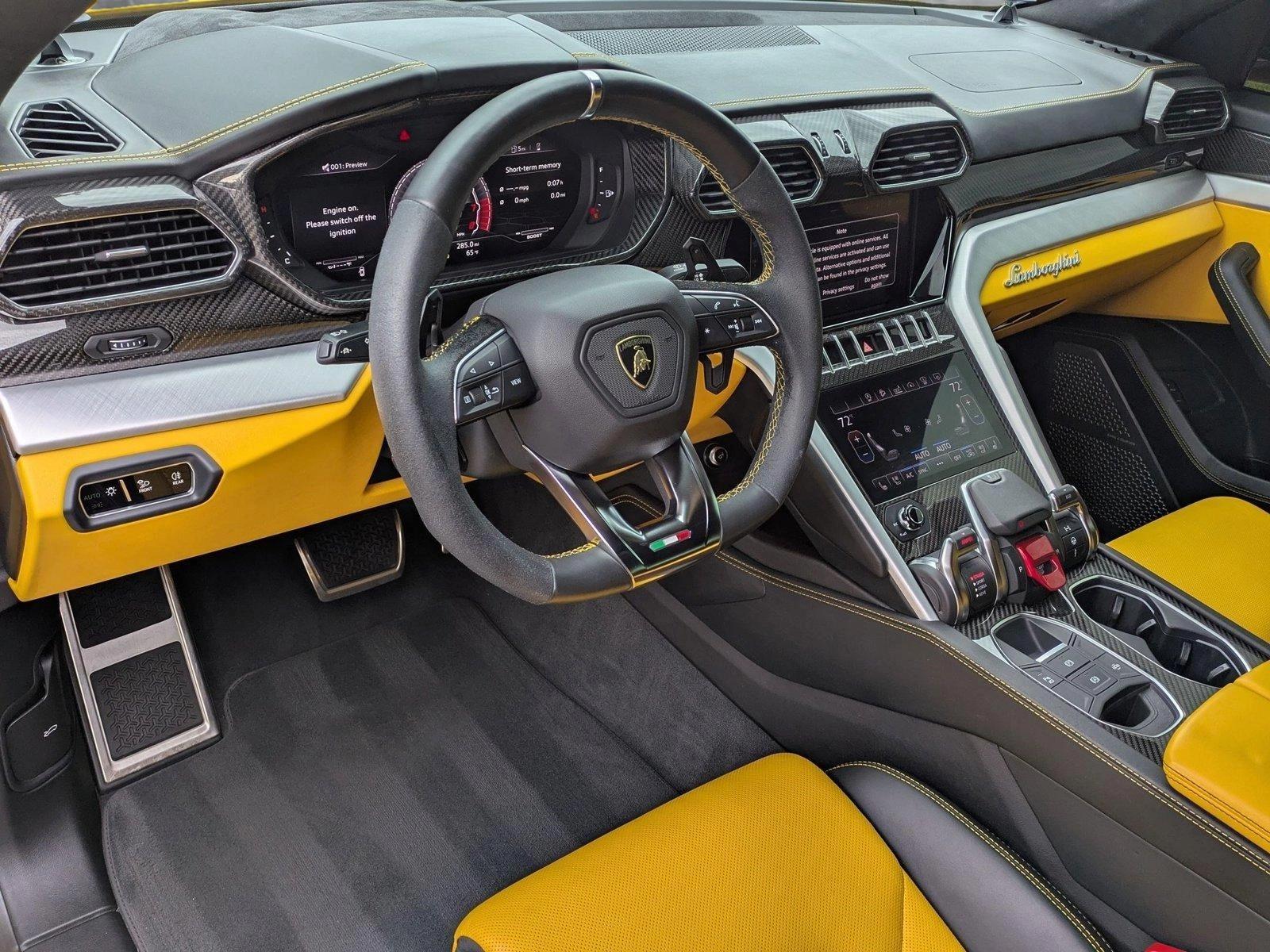 2020 Lamborghini Urus Vehicle Photo in Sarasota, FL 34231