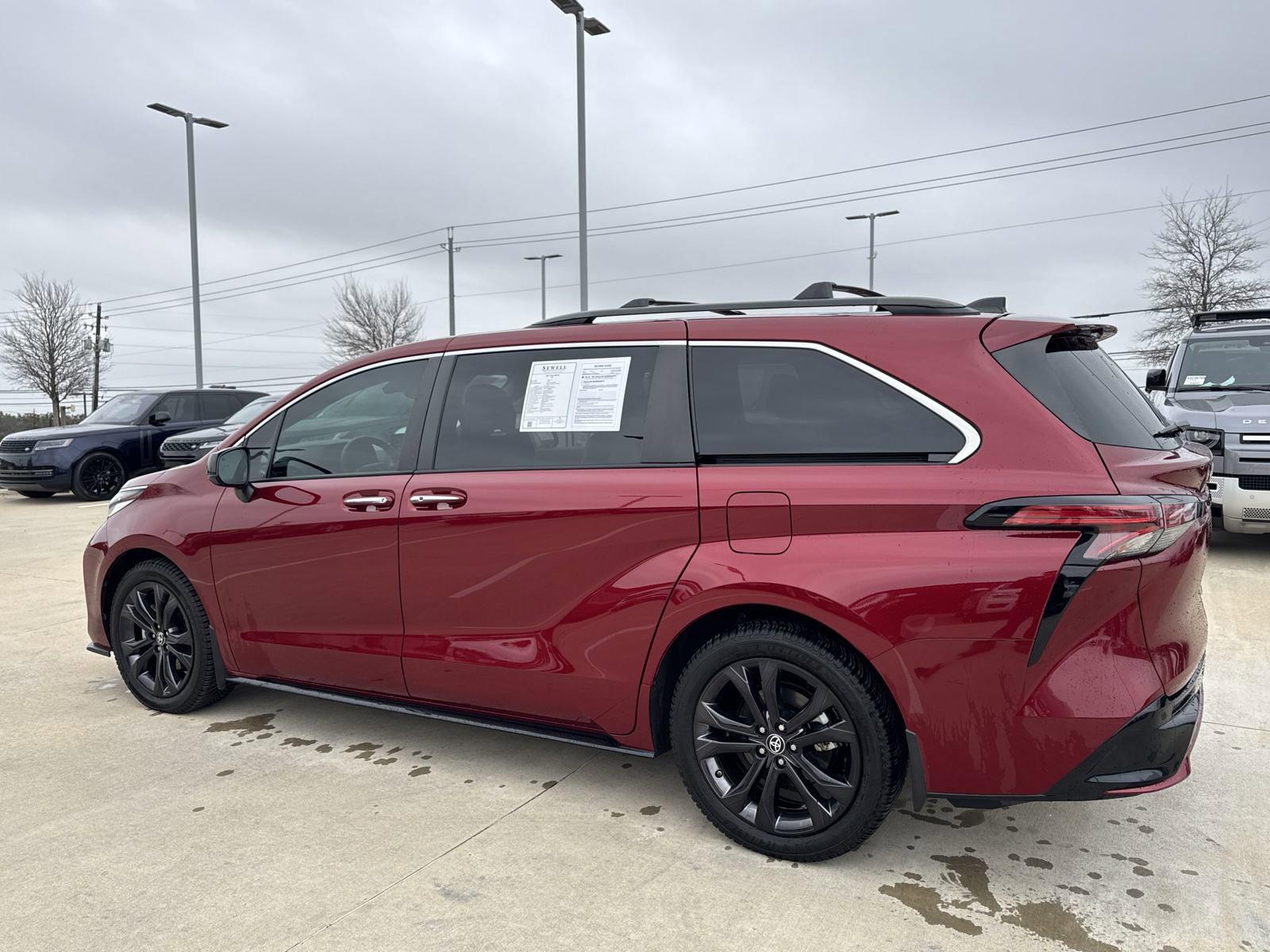 2022 Toyota Sienna Vehicle Photo in AUSTIN, TX 78717