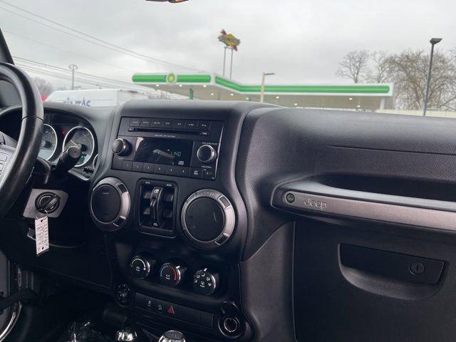 2017 Jeep Wrangler Unlimited Vehicle Photo in MEDINA, OH 44256-9631