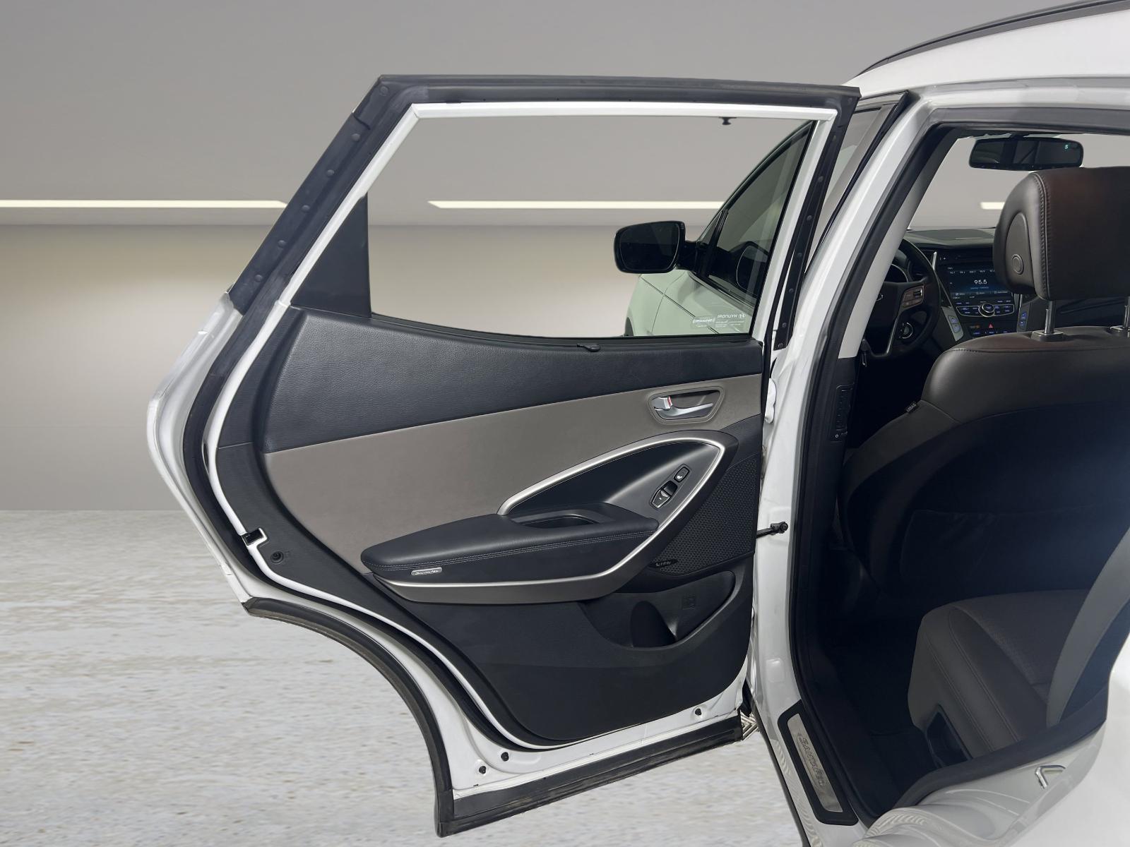 2015 Hyundai Santa Fe Sport Vehicle Photo in GEORGETOWN, TX 78626-7508