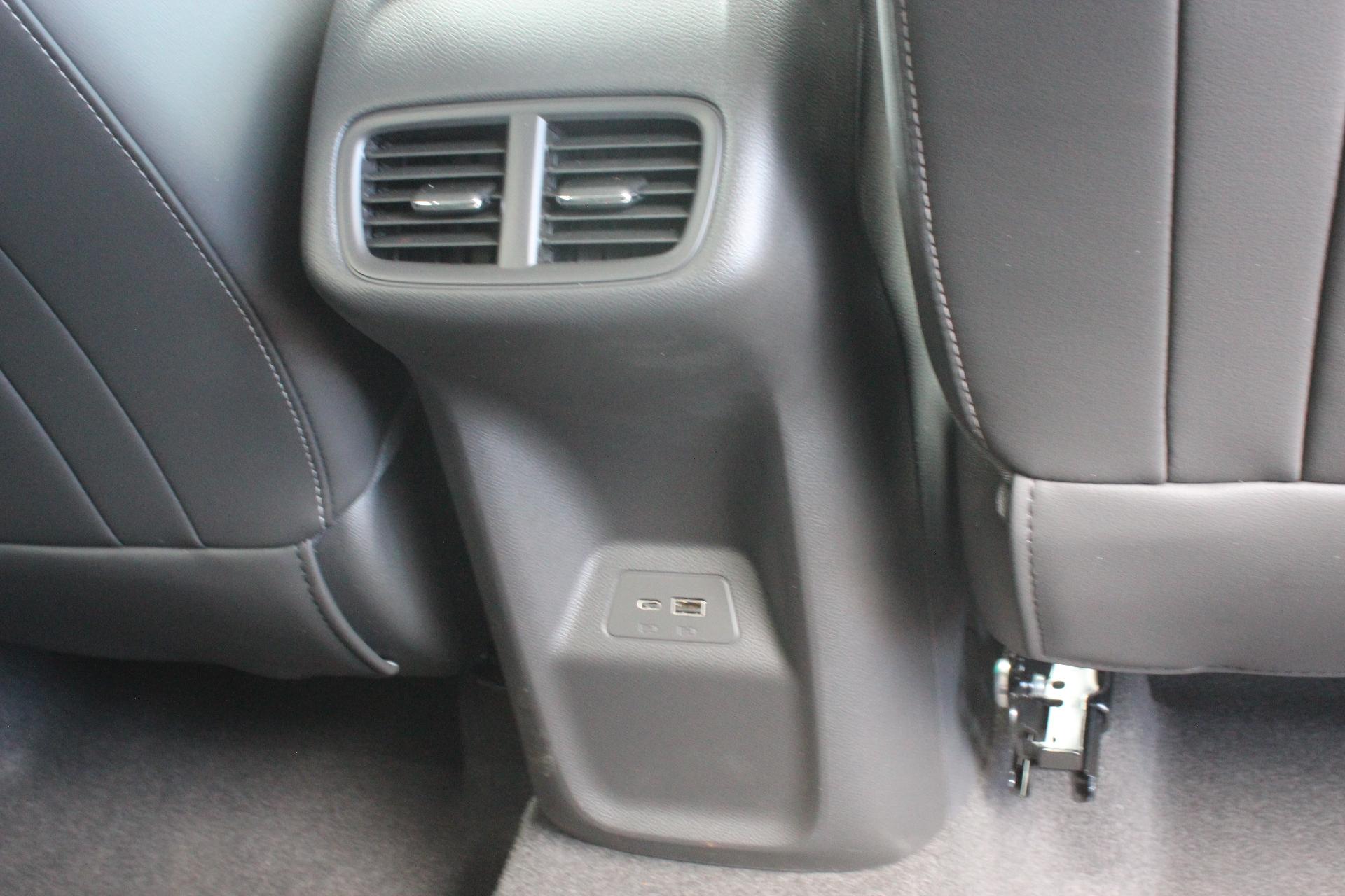 2025 Buick Envision Vehicle Photo in AURORA, CO 80012-4011