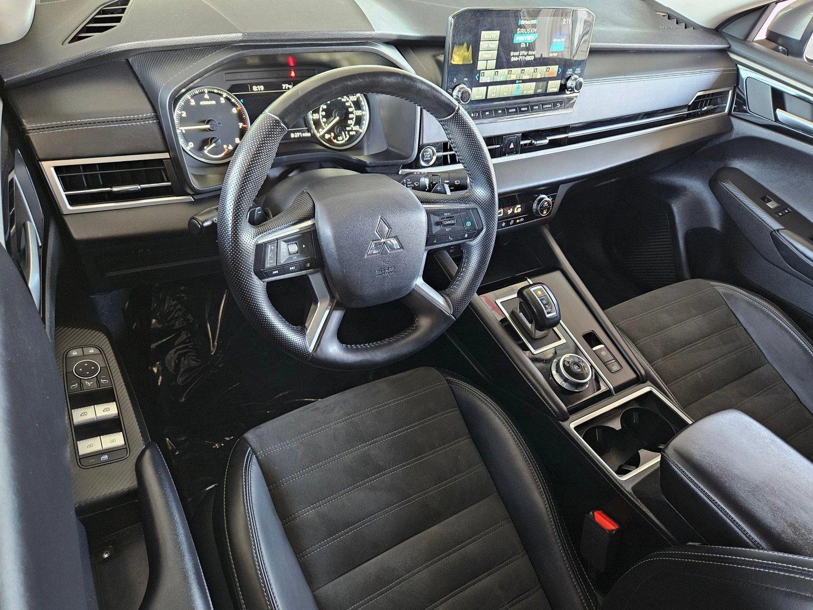 2024 Mitsubishi Outlander Vehicle Photo in Henderson, NV 89014