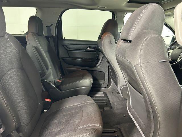2015 GMC Acadia Vehicle Photo in MEDINA, OH 44256-9631