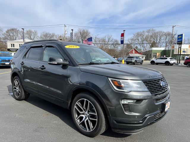 2019 Ford Explorer Vehicle Photo in MASSENA, NY 13662-2255