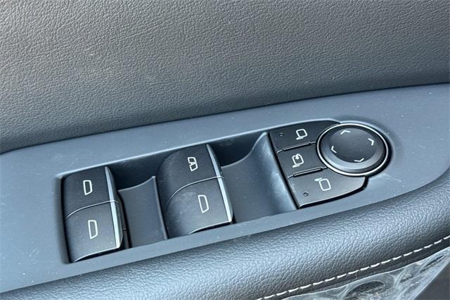 2025 Buick Enclave Vehicle Photo in ELK GROVE, CA 95757-8703