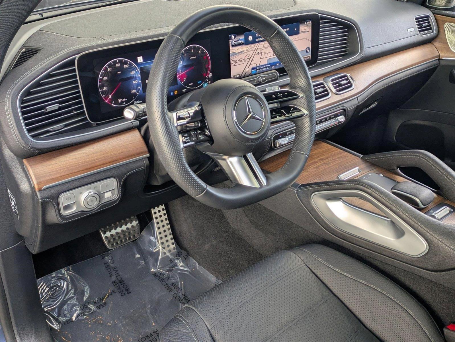 2024 Mercedes-Benz GLS Vehicle Photo in Coconut Creek, FL 33073