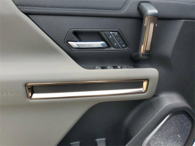 2024 GMC HUMMER EV SUV Vehicle Photo in SUNRISE, FL 33323-3202