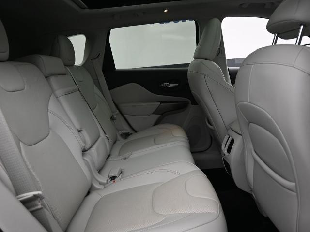 2019 Jeep Cherokee Vehicle Photo in Cedar Rapids, IA 52402