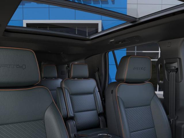 2025 GMC Yukon Vehicle Photo in HENDERSON, NC 27536-2966