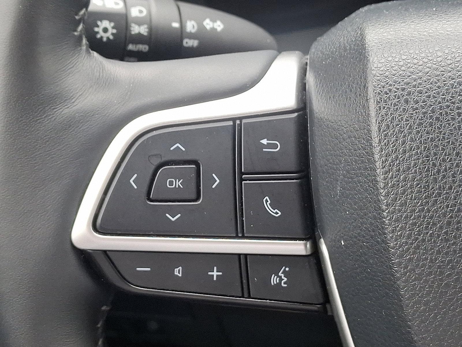 2023 Toyota Highlander Vehicle Photo in Harrisburg, PA 17111-1033