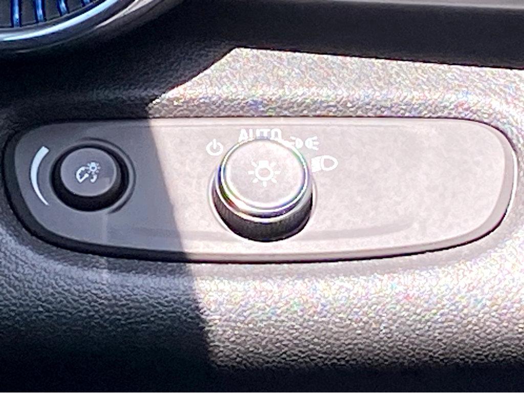 2025 Chevrolet Trax Vehicle Photo in POOLER, GA 31322-3252