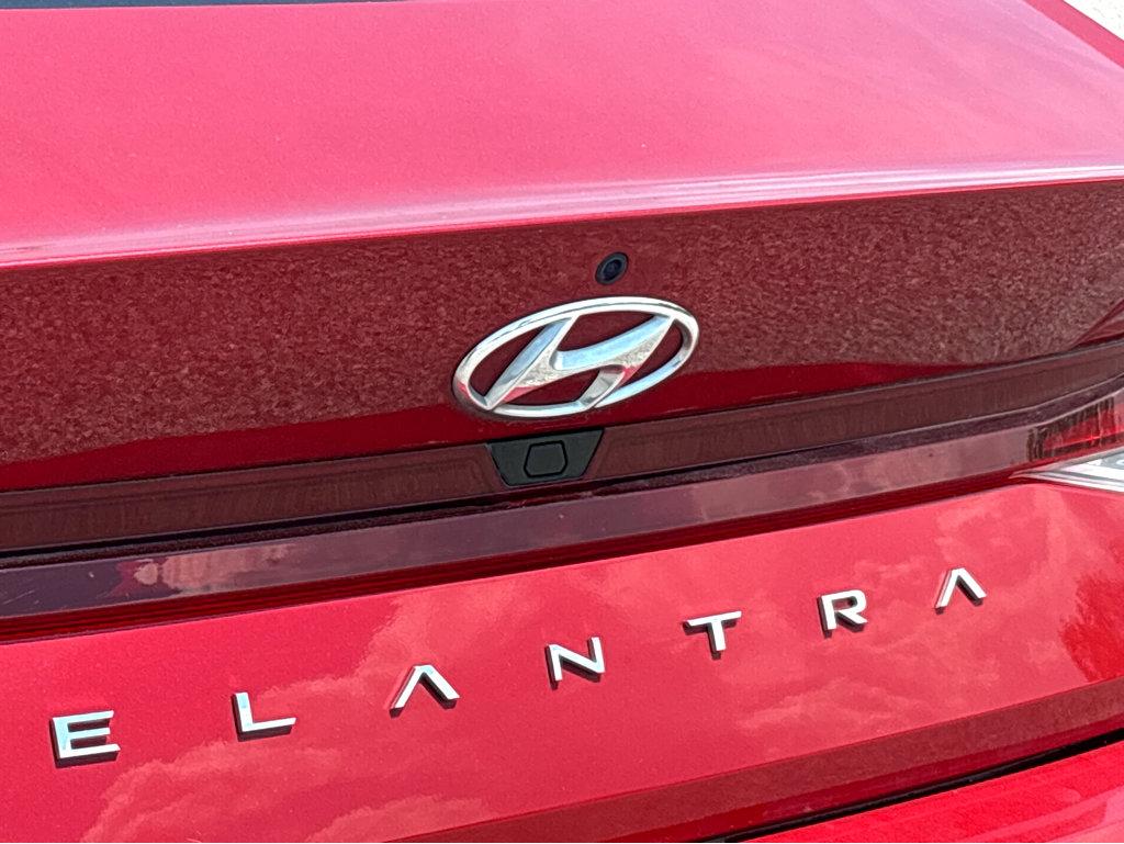 2023 Hyundai ELANTRA Vehicle Photo in POOLER, GA 31322-3252