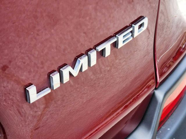 2019 Jeep Cherokee Vehicle Photo in DENTON, TX 76210-9321