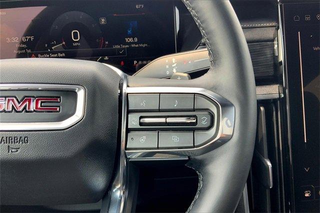 2025 GMC Acadia Vehicle Photo in TOPEKA, KS 66609-0000