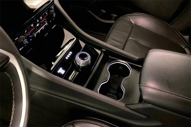2024 Jeep Grand Cherokee L Vehicle Photo in KANSAS CITY, MO 64114-4502