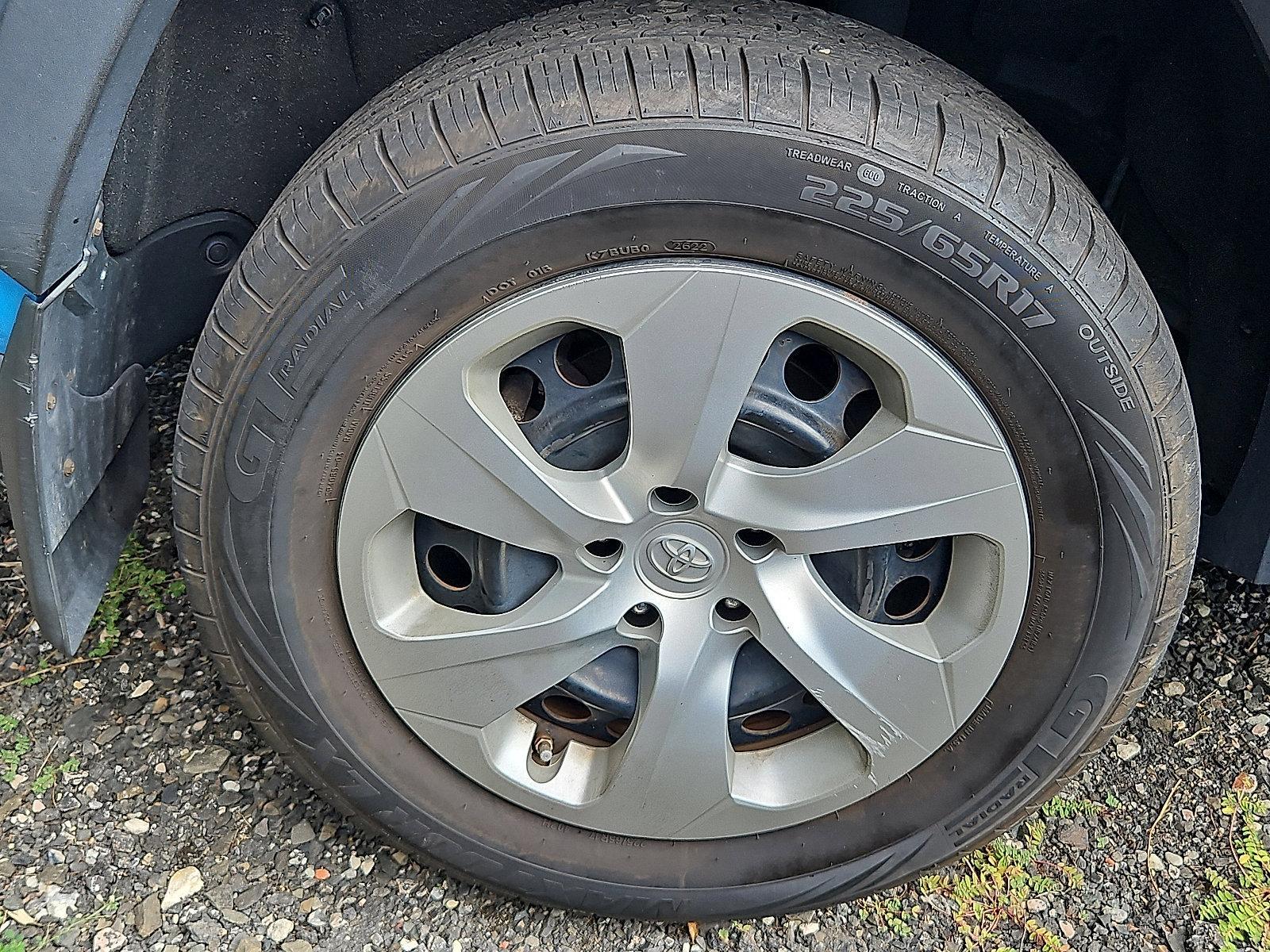 2019 Toyota RAV4 Vehicle Photo in Trevose, PA 19053