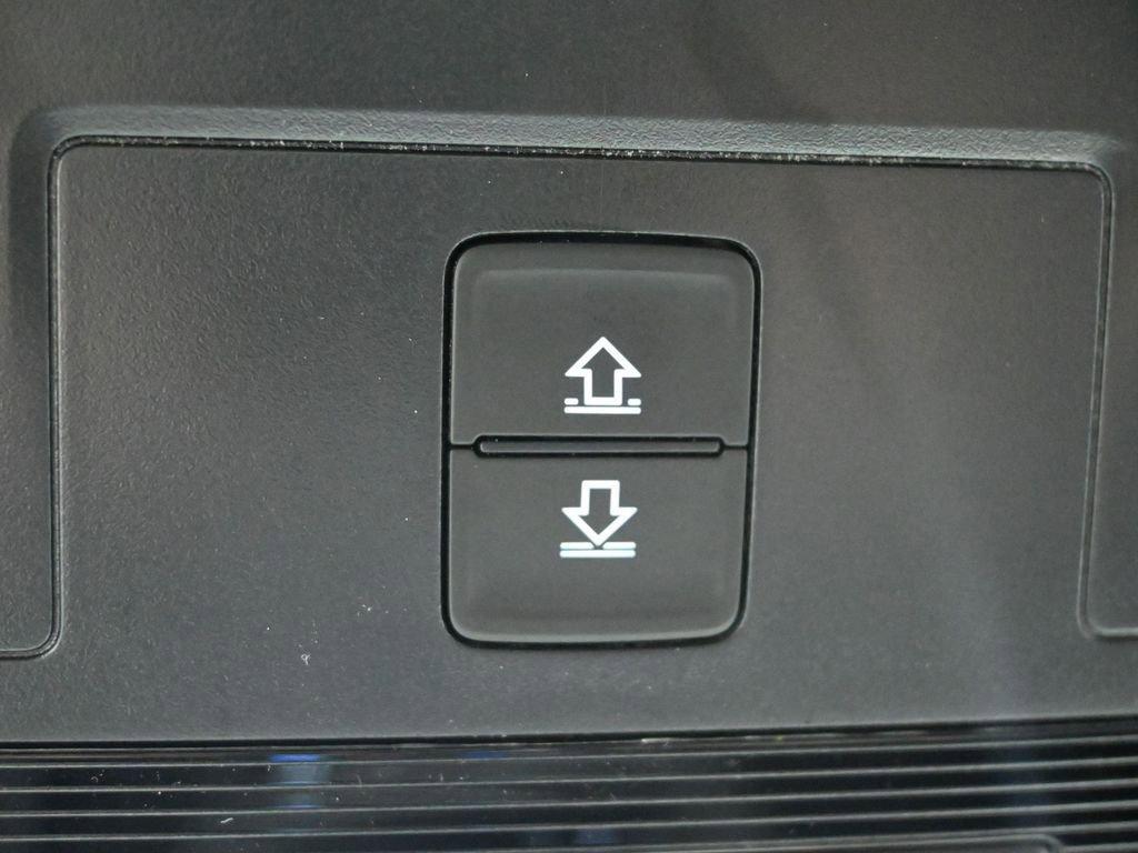 2022 Volkswagen Tiguan Vehicle Photo in Marion, IA 52302