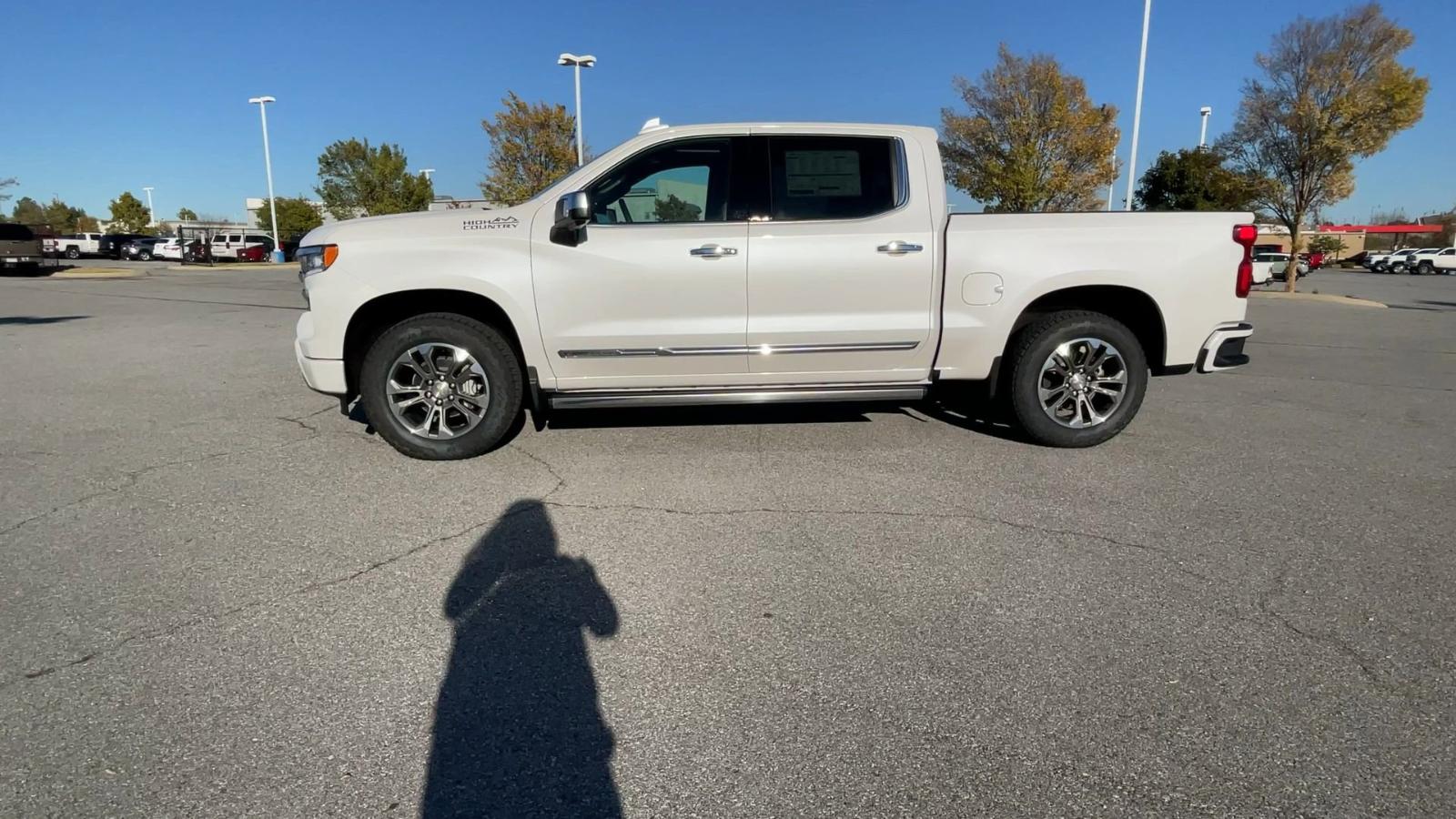 2025 Chevrolet Silverado 1500 Vehicle Photo in BENTONVILLE, AR 72712-4322