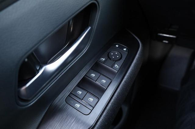 2025 Nissan Kicks Vehicle Photo in Ballwin, MO 63011