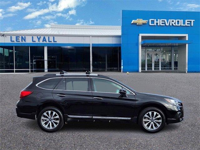 2019 Subaru Outback Vehicle Photo in AURORA, CO 80011-6998