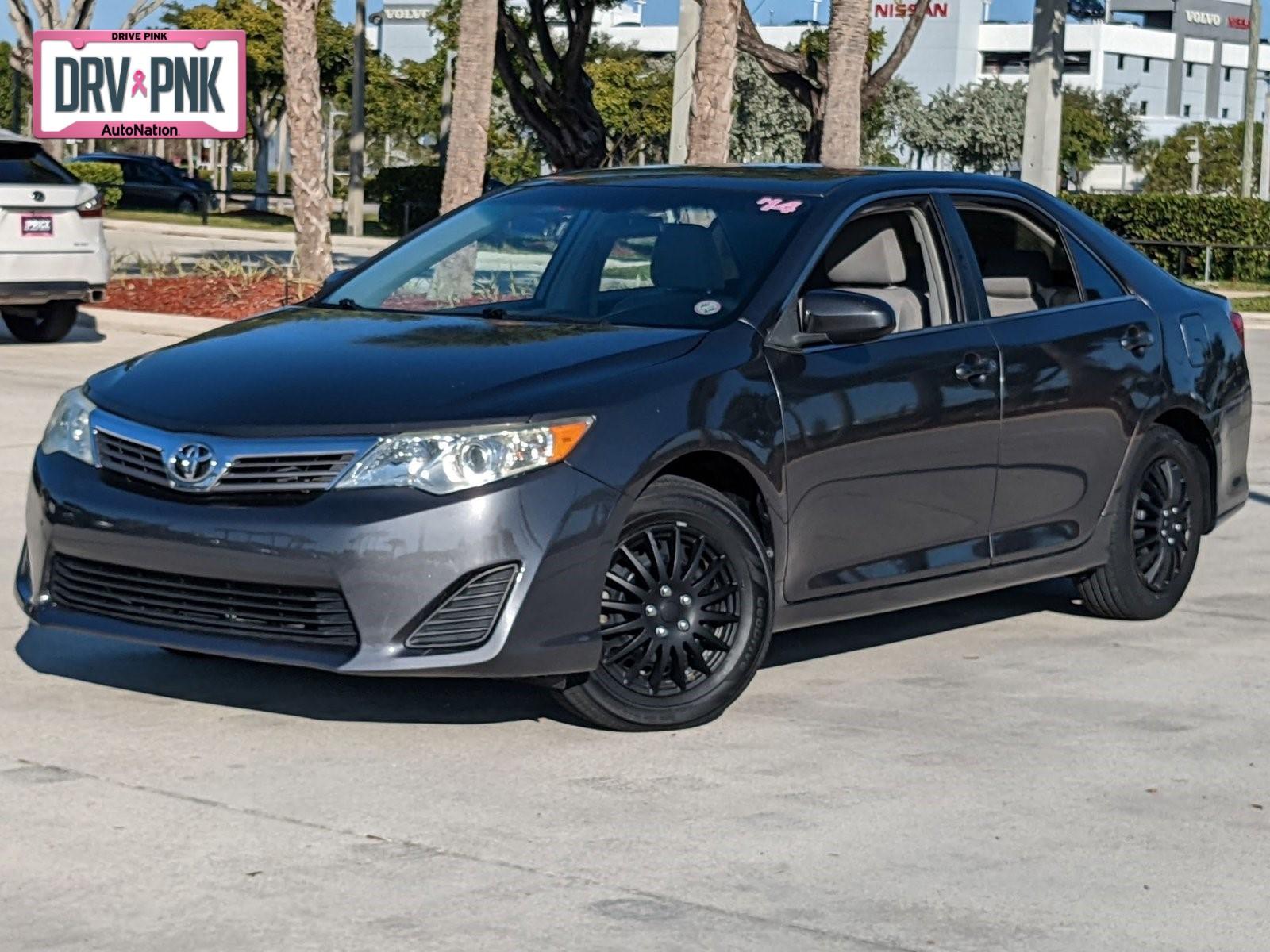 2014 Toyota Camry Vehicle Photo in Davie, FL 33331