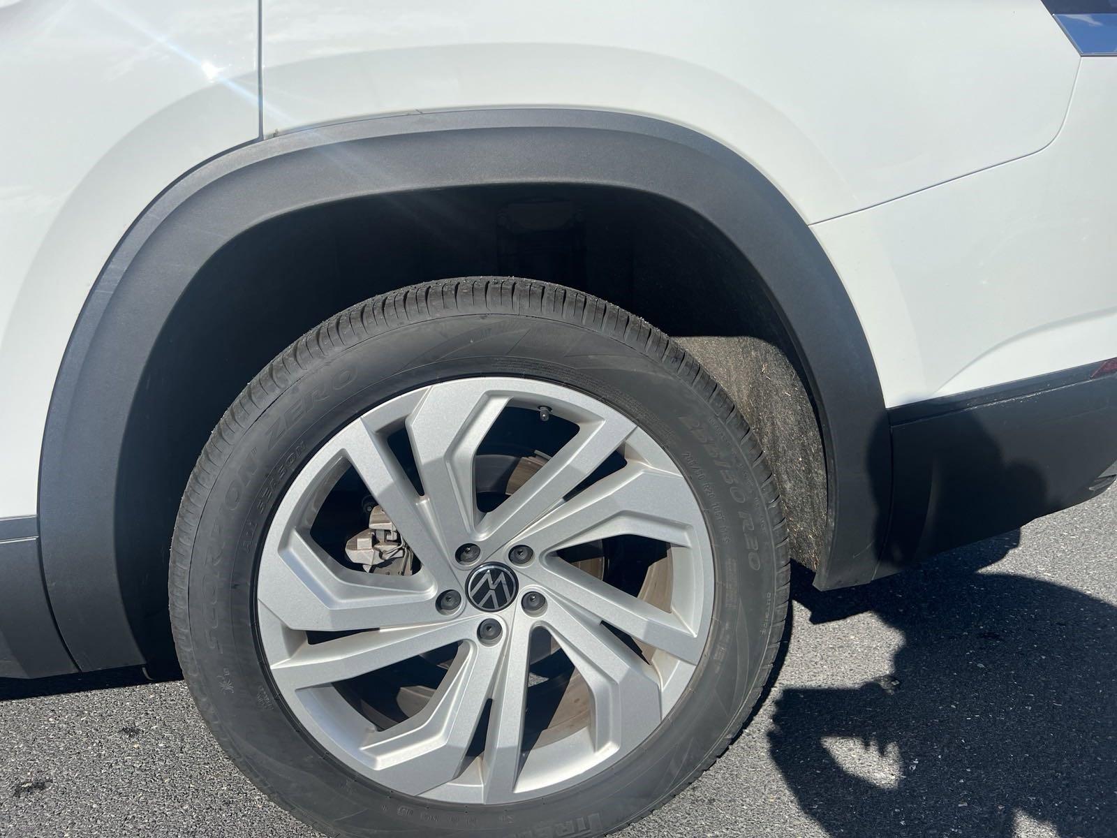2023 Volkswagen Atlas Vehicle Photo in Mechanicsburg, PA 17050-1707
