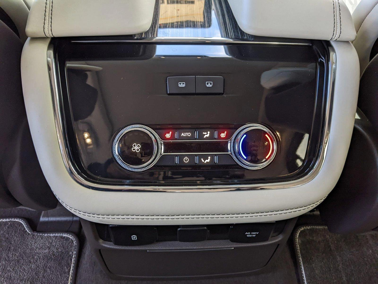 2020 Lincoln Navigator Vehicle Photo in Austin, TX 78728