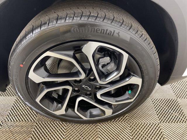 2025 Chevrolet Trax Vehicle Photo in PHOENIX, AZ 85014-3381
