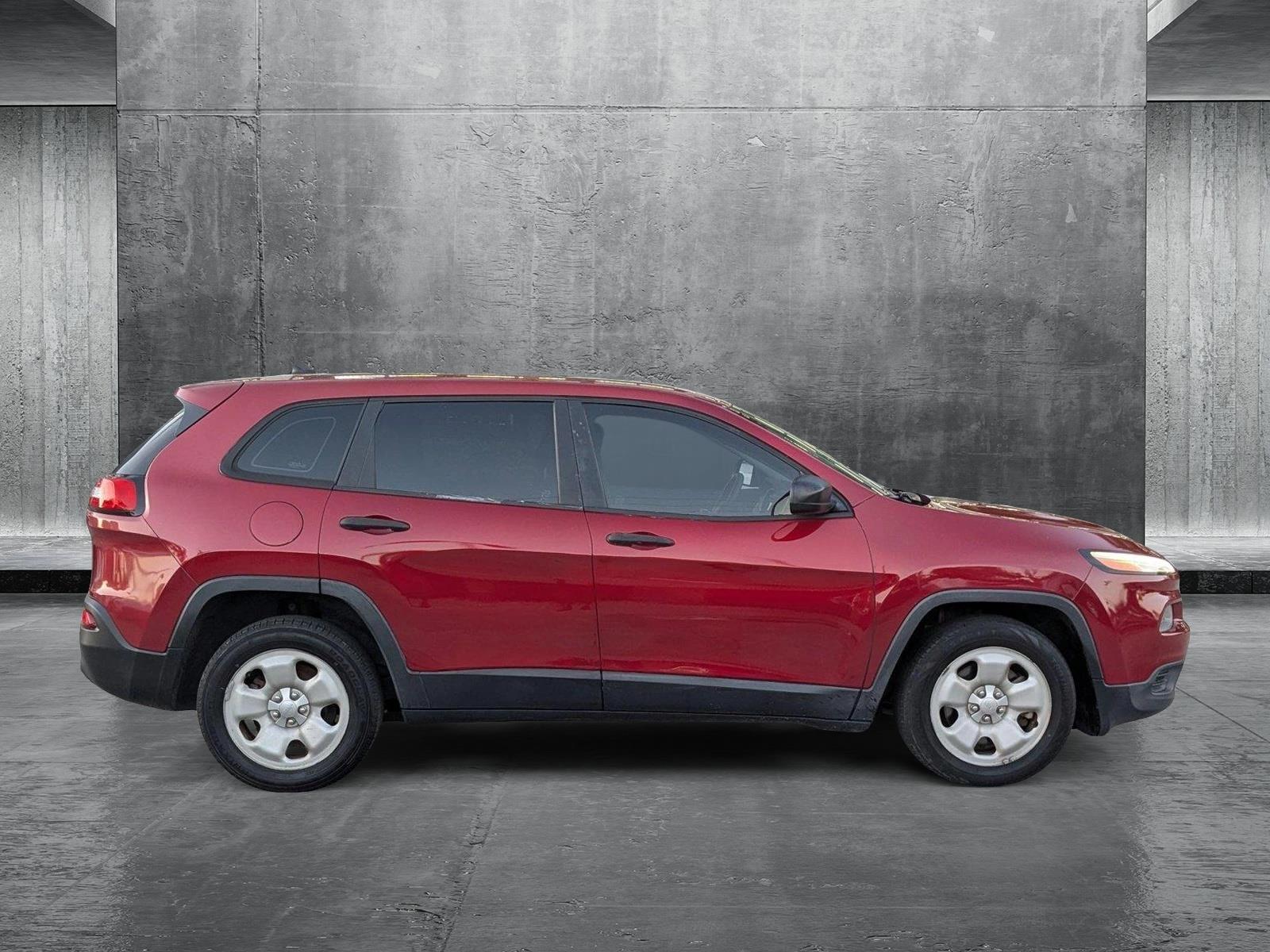 2014 Jeep Cherokee Vehicle Photo in PEMBROKE PINES, FL 33024-6534