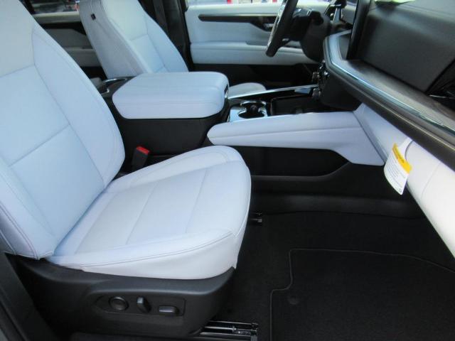 2025 Chevrolet Suburban Vehicle Photo in LEESBURG, FL 34788-4022