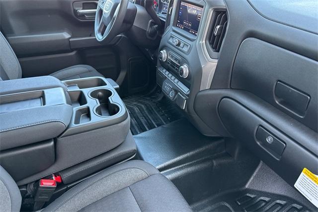 2025 GMC Sierra 1500 Vehicle Photo in ELK GROVE, CA 95757-8703