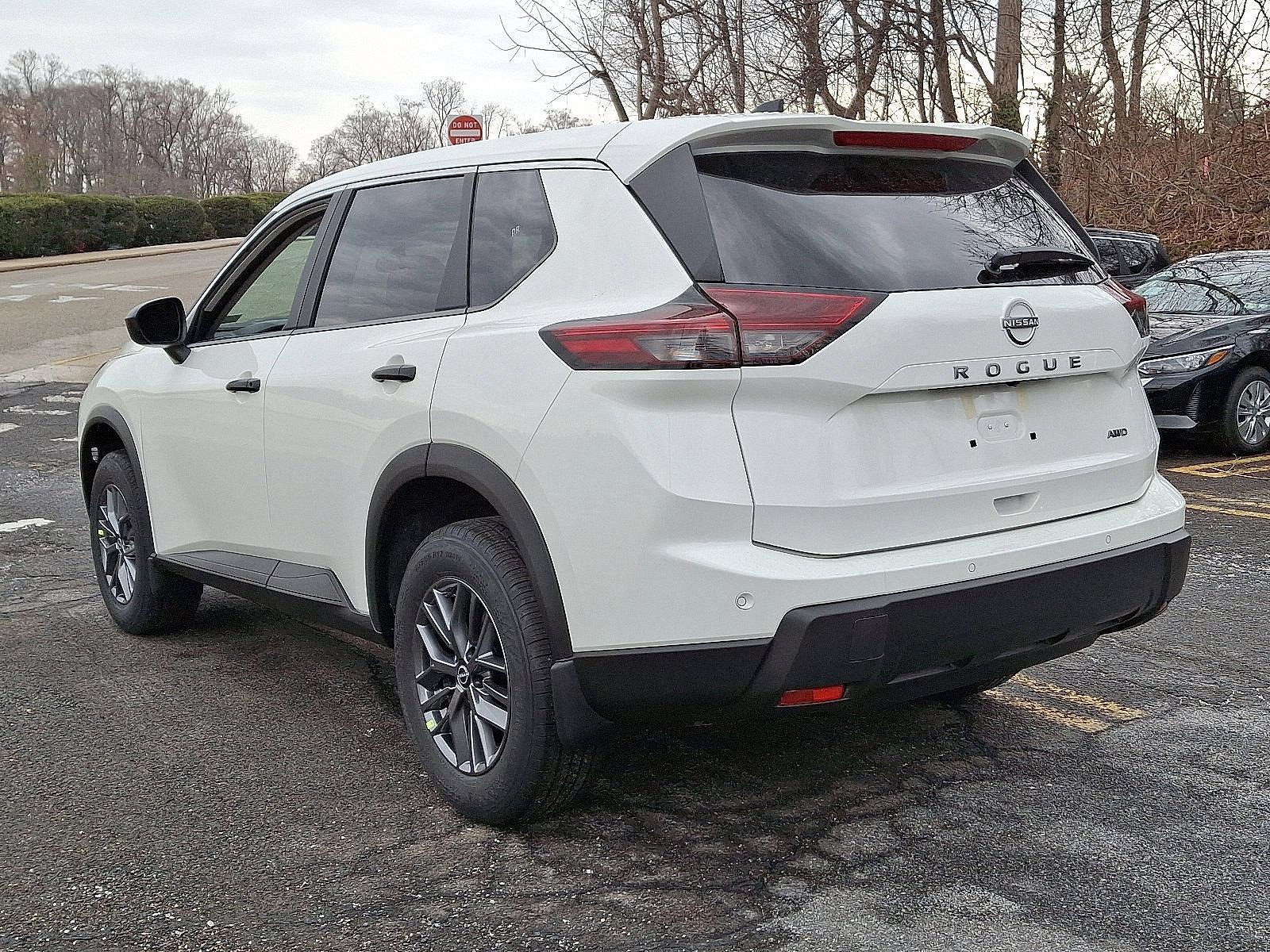 2025 Nissan Rogue Vehicle Photo in Mechanicsburg, PA 17050-2306